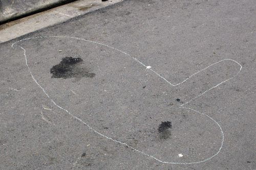 Nữ sinh rơi từ tầng 2: Không phải tự tử - 2