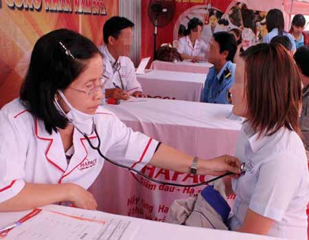 Teen đổ xô đi nạo phá thai - 2