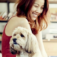 Ca nhạc - MTV - Nữ hoàng sexy viết sách về cún cưng