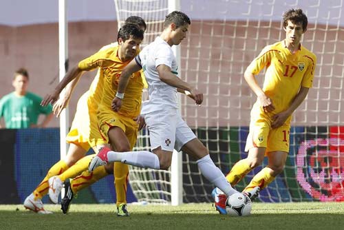 Hà Lan, BĐN sát hạch cuối trước Euro - 2