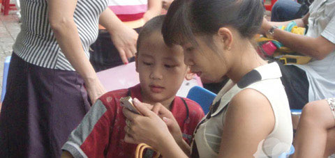 Chùm ảnh: Bé xếp hàng thi vào... lớp 1 - 7