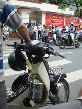 Kết thúc môn Văn… nhẹ nhàng! - 4