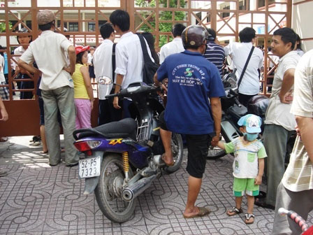 Kết thúc môn Văn… nhẹ nhàng! - 7