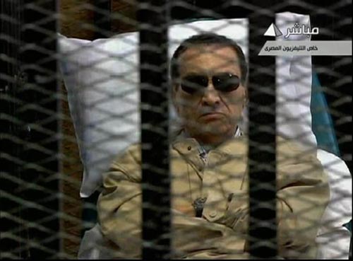 Ai Cập: Tổng thống Mubarak bị tù chung thân - 1