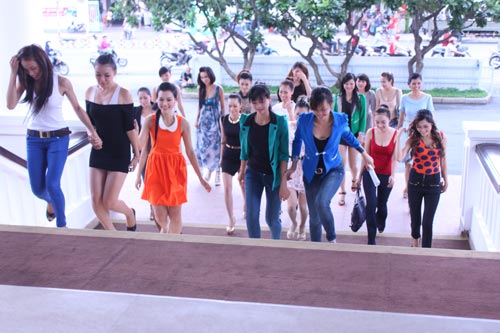 Thúy Hạnh, Thu Hương ngồi "ghế nóng" - 6