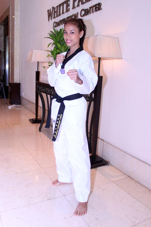 Thúy Hạnh, Thu Hương ngồi "ghế nóng" - 9