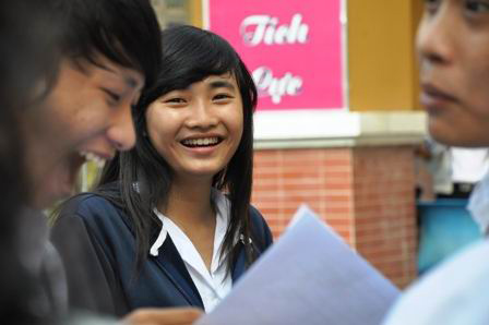 8 giám thị và 34 thí sinh bị đình chỉ - 4