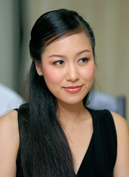 Sao Việt cùng tuổi: Ai trẻ trung hơn? - 20