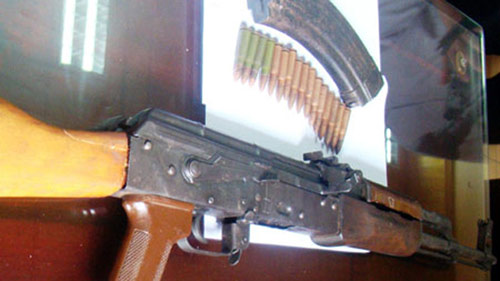 Đường đi lắt léo của khẩu AK - 1