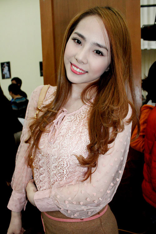 Sao Việt cùng tuổi: Ai trẻ trung hơn? - 23