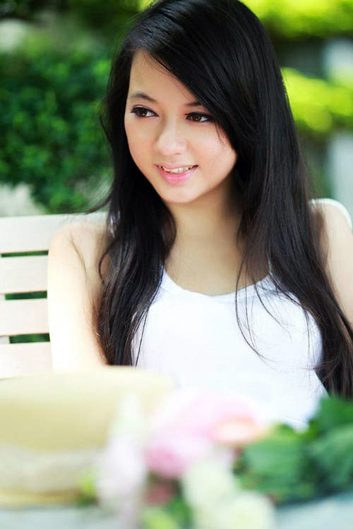 Sao Việt cùng tuổi: Ai trẻ trung hơn? - 3