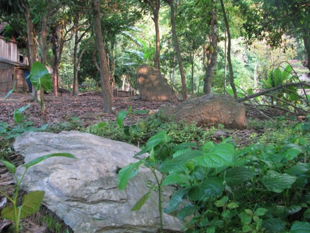 Bí ẩn chưa có lời giải ở vùng mộ đá cổ - 4