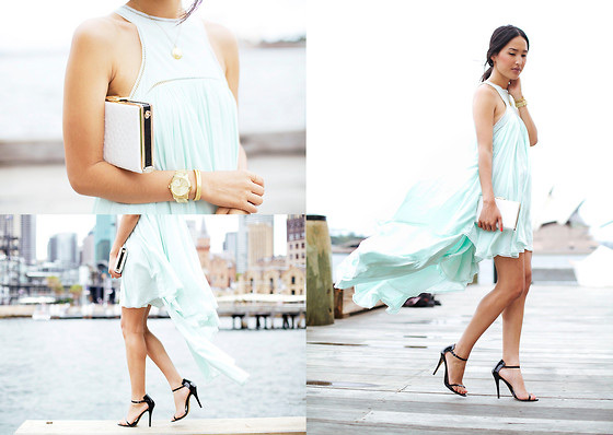 Cô nàng táo bạo trên đường phố Úc - 5