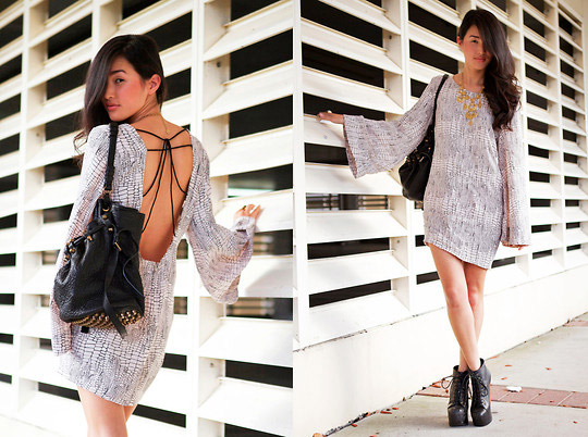 Cô nàng táo bạo trên đường phố Úc - 3