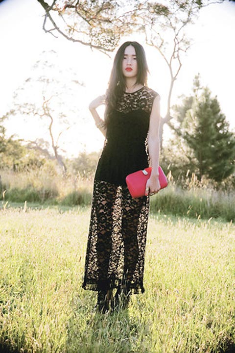 Cô nàng táo bạo trên đường phố Úc - 4