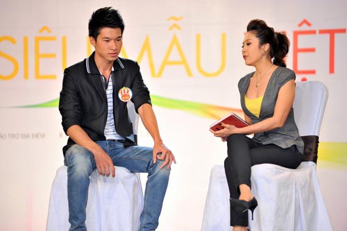 Người mẫu ứng xử trước “cám dỗ” - 8