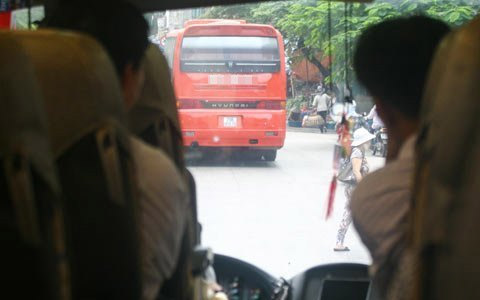 "Hãng xe đầu gấu" và những cuộc chơi xấu - 4