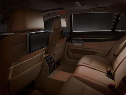 BMW 7-Series diesel 2013 lần đầu đến Mỹ - 16