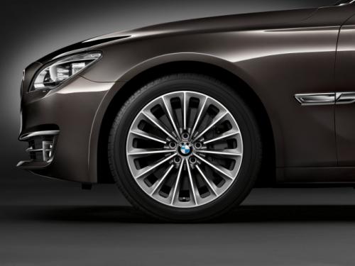 BMW 7-Series diesel 2013 lần đầu đến Mỹ - 10