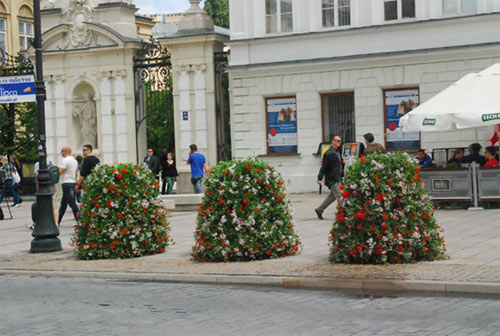 Warszawa rực rỡ trước giờ khai cuộc EURO 2012 - 4