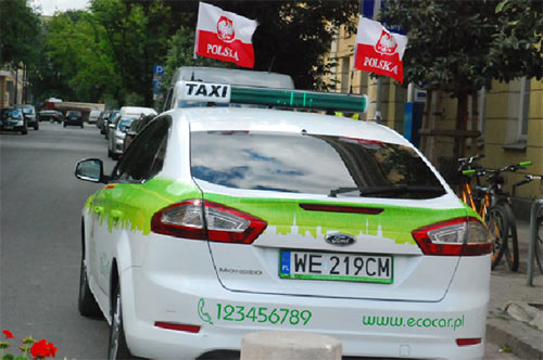 Warszawa rực rỡ trước giờ khai cuộc EURO 2012 - 8