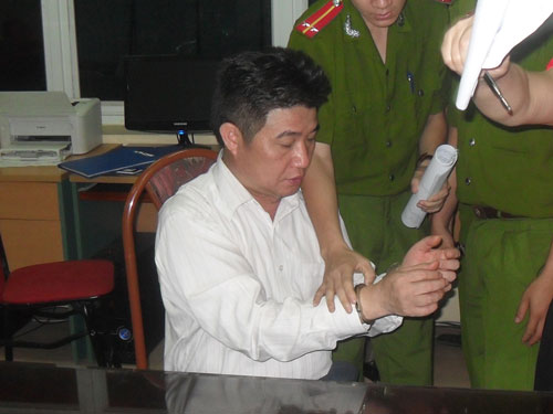 Vu cho CA đánh người, đập MBH vào CSGT - 3