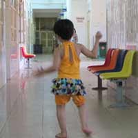 Sức khỏe đời sống - Châm cứu chữa bại não, tự kỷ