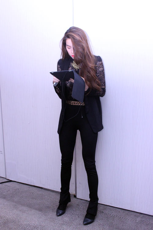 Hồ Ngọc Hà sexy cùng áo "xuyên thấu" - 4