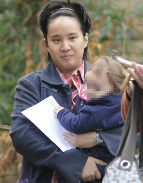 Đám tang xúc động của danh ca nhóm Bee Gee - 22