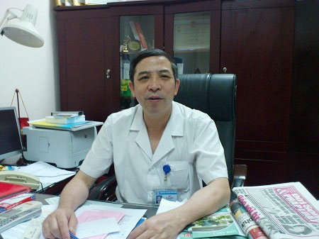 Nghi vấn BS móc ngoặc với “cò” phá thai - 2