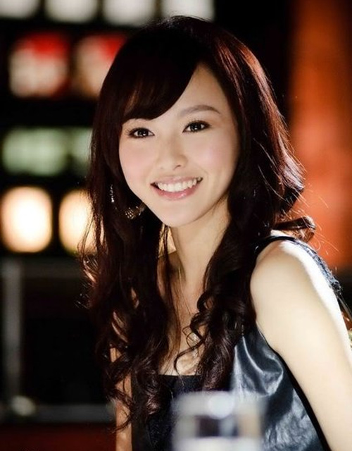 Soi xấu - đẹp trên gương mặt sao Hoa ngữ - 16