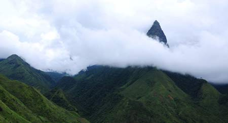 10 ngọn núi 'quyến rũ' nhất Lào Cai - 3