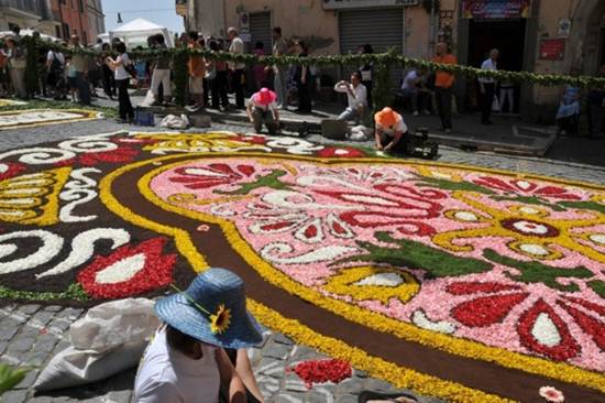 10 lễ hội hoa rực rỡ nhất hành tinh - 7