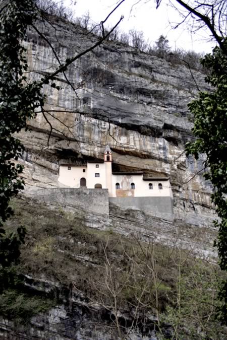 12 ngôi nhà "dị" nhất thế giới - 5