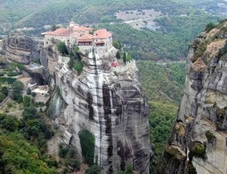 12 ngôi nhà "dị" nhất thế giới - 6