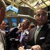 Chứng khoán Mỹ bất ngờ giảm mạnh