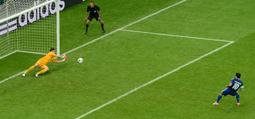 Euro 2012: Những người hùng giấu mặt - 1