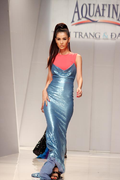 Hồng Quế chạy show sau kỳ thi - 6
