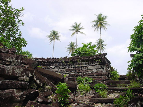 Bí ẩn đằng sau thành phố đá cổ Nan Madol - 1
