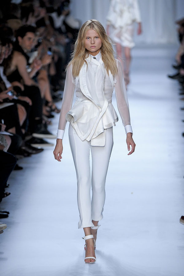 Nên và không nên khi mặc peplums? - 5