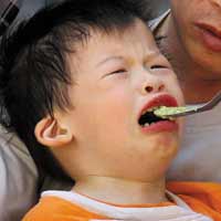 Sức khỏe đời sống - Trẻ ăn bao nhiêu chất đạm là vừa?