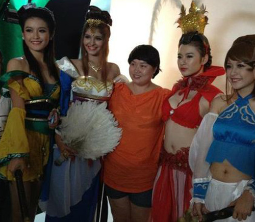 Phương Trinh 'nóng' trong cosplay game - 12