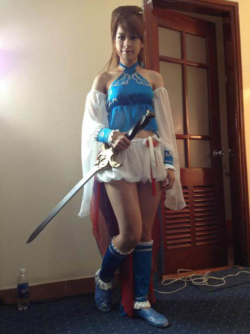Phương Trinh 'nóng' trong cosplay game - 9