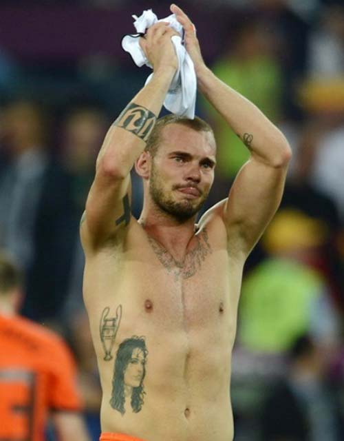 Sneijder khóc vì Hà Lan thua trận - 1