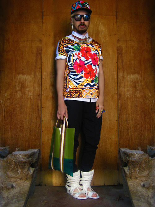 Chàng trai độc, dị với "hoa lá cành" - 4