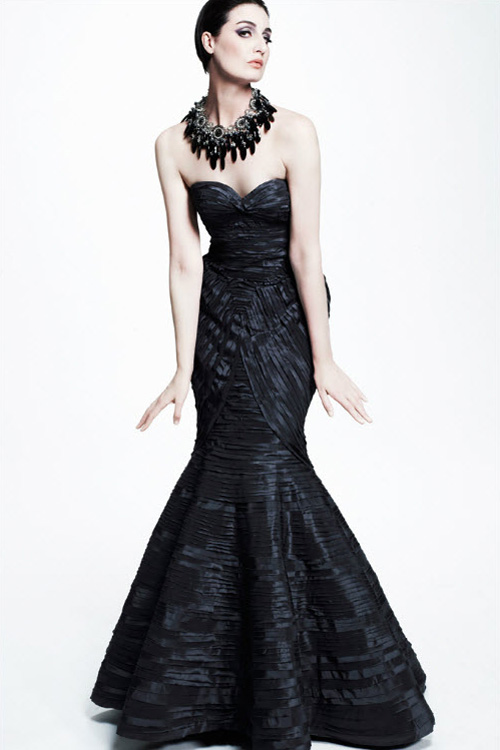 Tôn vóc dáng "đồng hồ cát" điệu nghệ! - 21