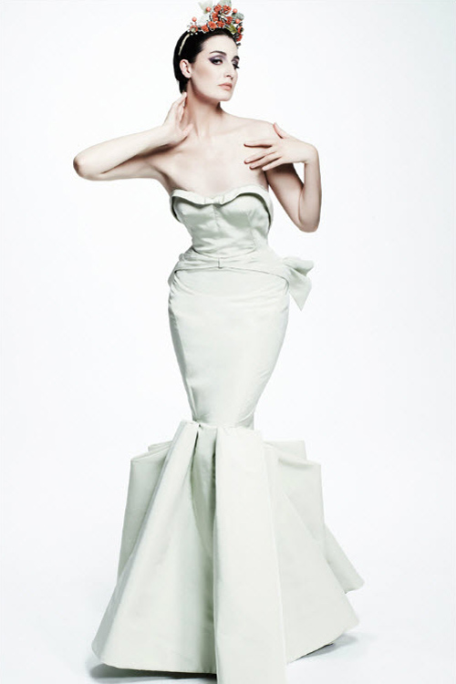 Tôn vóc dáng "đồng hồ cát" điệu nghệ! - 25