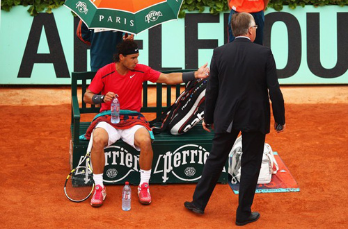 Tennis 8: Djokovic dính bẫy Nadal - 1