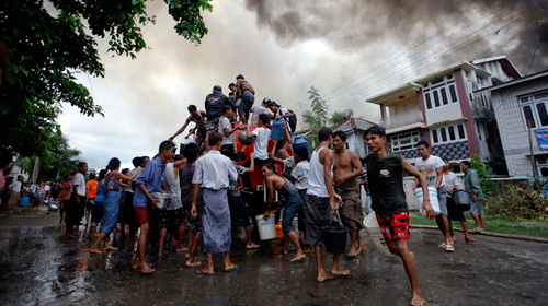 Xung đột sắc tộc ở Myanmar: 29 người chết - 1