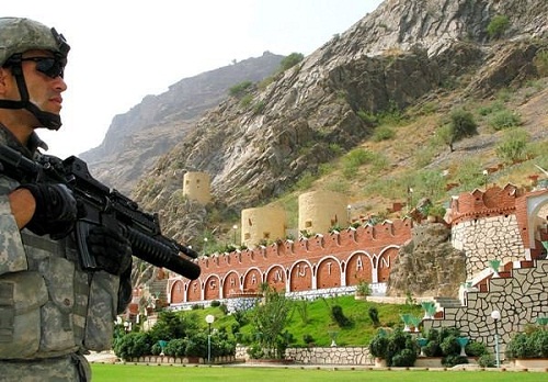 Những cửa khẩu biên giới kì lạ nhất - 8